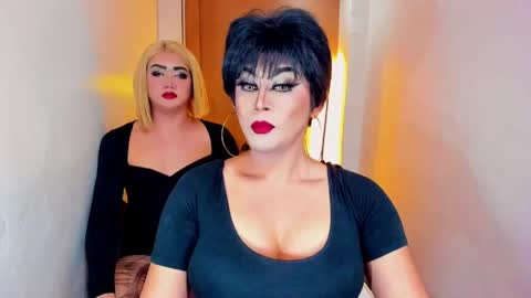 Nicoleeee online show from 16, 4, 2026