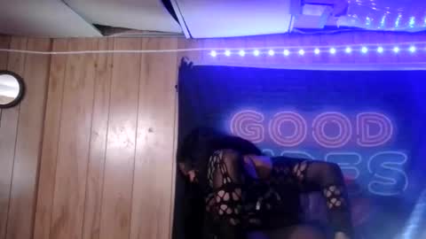 Snapshot of tsnitra chatting on 10, 11, 2025 TsNitra online show from 10, 11, 2025