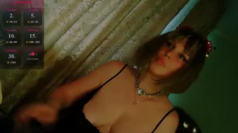 Snapshot of tspostophere chatting on 28, 7, 2026 Annika online show from 28, 7, 2026