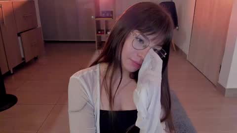 Tsuky online show from 18, 1, 2025