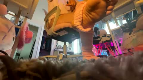 Snapshot of tsunderenextdoor chatting on 5, 2, 2026 MOCHI NEXT DOOR online show from 5, 2, 2026