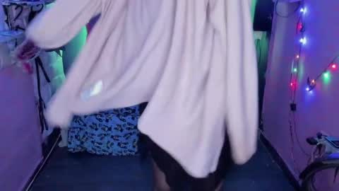 BellaRoxanna online show from 9, 12, 2024