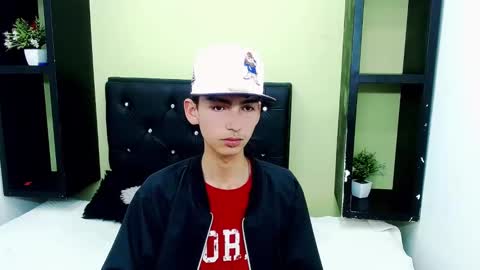 Snapshot of ttimy_x_boy chatting on 23, 12, 2024 ttimy online show from 23, 12, 2024
