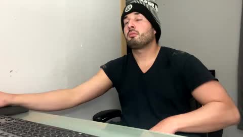 Stimulation make me Cum in Public or in Pvt   online show from 8, 12, 2024