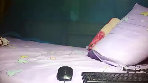 Mae online show from 10, 12, 2024