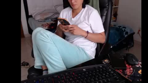 Snapshot of tucomplic69 chatting on 11, 5, 2026 tucomplic69 online show from 11, 5, 2026