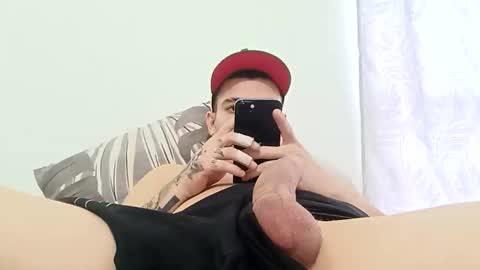 tupollaquerida3 online show from 3, 3, 2026