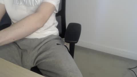 Ollie J online show from 18, 2, 2025