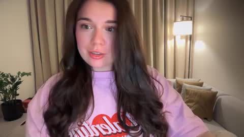 Snapshot of tutti_frutti_ chatting on 30, 5, 2026 Ariana online show from 30, 5, 2026