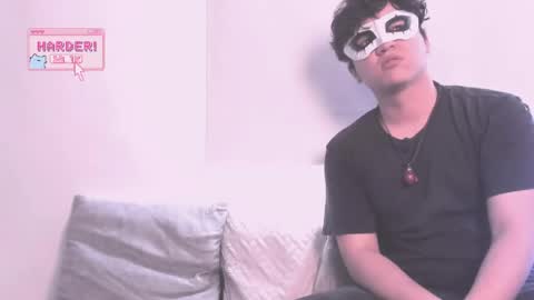 Snapshot of tuxxxedo_ble chatting on 29, 4, 2026 tuxedo mayo online show from 29, 4, 2026