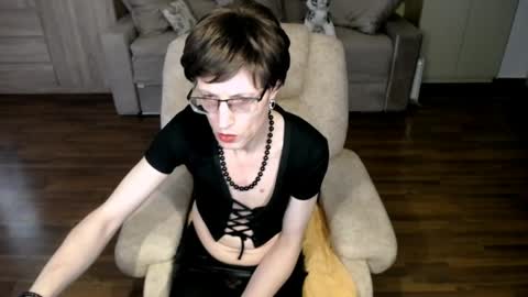 Snapshot of tvclementine chatting on 17, 4, 2026 Clementine online show from 17, 4, 2026