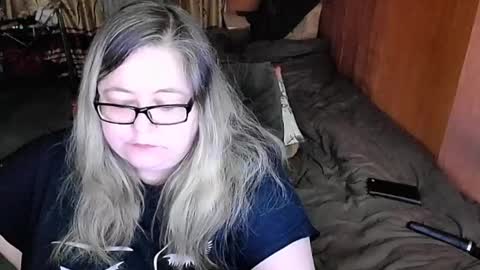 Lana online show from 17, 2, 2025