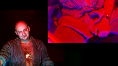 Snapshot of twardyidlugi chatting on 11, 12, 2024 twardyidlugi online show from 11, 12, 2024