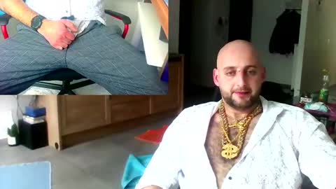 Snapshot of twardyidlugi chatting on 29, 12, 2024 twardyidlugi online show from 29, 12, 2024