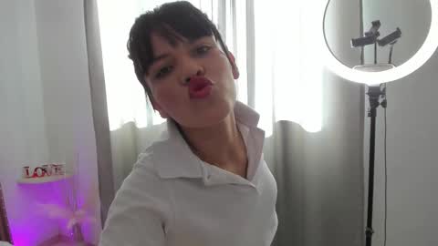 twerkgirl coral online show from 18, 11, 2025