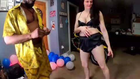 twicethetease2 online show from 4, 4, 2026