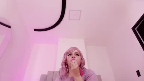 Snapshot of twiggy_sw chatting on 14, 7, 2026 Twiggy online show from 14, 7, 2026