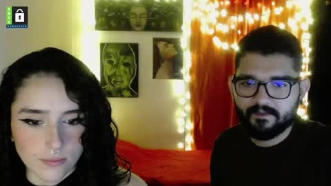 TwinFlamesXX online show from 6, 1, 2025