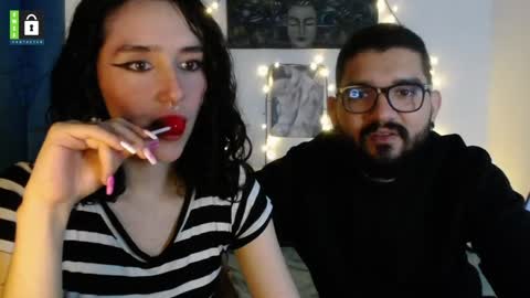 TwinFlamesXX online show from 4, 2, 2025