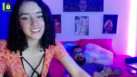 TwinFlamesXX online show from 8, 2, 2025