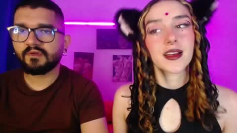 TwinFlamesXX online show from 20, 9, 2025