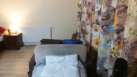 Vicky  Victor online show from 8, 3, 2025