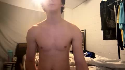 twinkboyboi69 online show from 17, 5, 2026