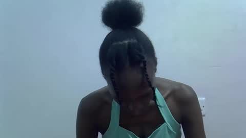 BABY TIA online show from 1, 11, 2025