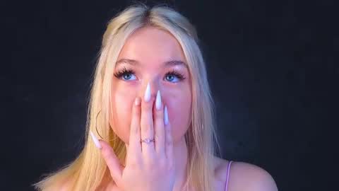 twinklefluff online show from 9, 3, 2025