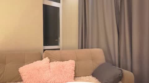 twinklefluff online show from 8, 11, 2025