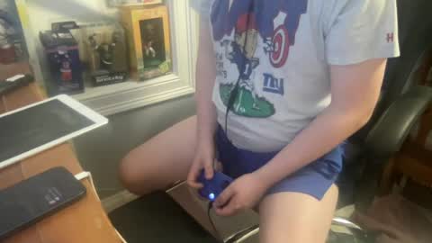 Snapshot of twinkmikexxx12 chatting on 15, 7, 2026 mike online show from 15, 7, 2026