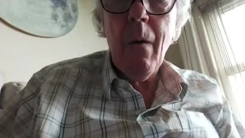 Snapshot of twirl4you chatting on 28, 6, 2026 Leslie online show from 28, 6, 2026
