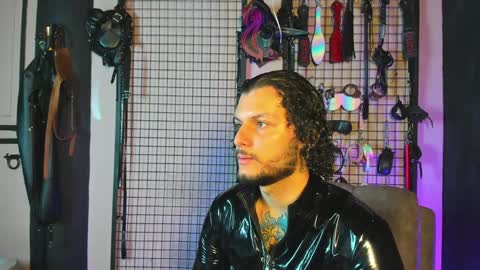 Clio  Tadeo online show from 28, 1, 2025