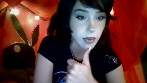 Snapshot of twizzytoxic22 chatting on 22, 6, 2026 twizzytoxic22 online show from 22, 6, 2026