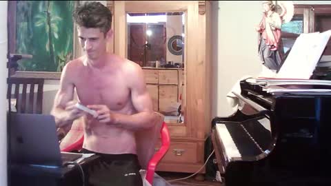 Snapshot of twoforallprivate chatting on 21, 9, 2025 TobeBritta online show from 21, 9, 2025