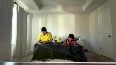 Snapshot of twolatinsmen chatting on 23, 11, 2025 twolatinsmen online show from 23, 11, 2025