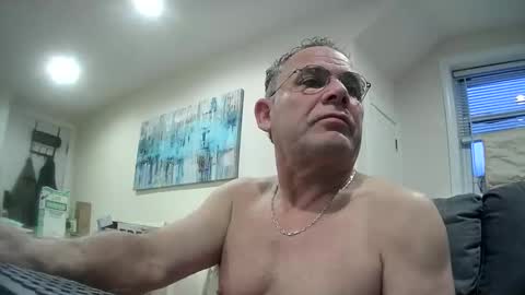 Twopeopleinlove online show from 17, 1, 2026