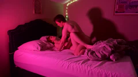 Snapshot of twoundercovers chatting on 16, 10, 2025 twoundercovers online show from 16, 10, 2025