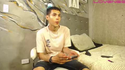 Snapshot of tyler_coopr chatting on 21, 10, 2025 tyler cooper online show from 21, 10, 2025