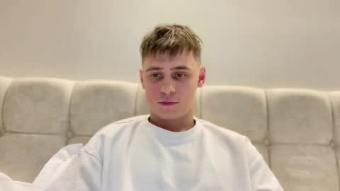 Snapshot of tyler_garrner chatting on 8, 9, 2025 tyler_garrner online show from 8, 9, 2025