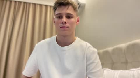 Snapshot of tyler_garrner chatting on 13, 9, 2025 tyler_garrner online show from 13, 9, 2025