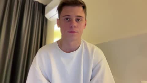 Snapshot of tyler_garrner chatting on 4, 10, 2025 tyler_garrner online show from 4, 10, 2025