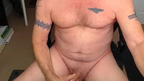Snapshot of tyler_hott chatting on 20, 4, 2026 Tyler Hott...In Your Bedroom... online show from 20, 4, 2026