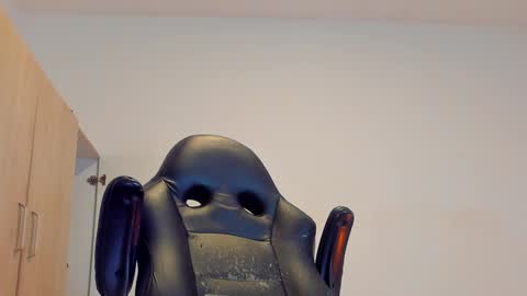     online show from 19, 12, 2024