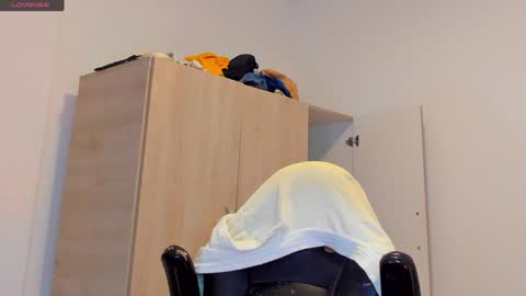     online show from 8, 1, 2025