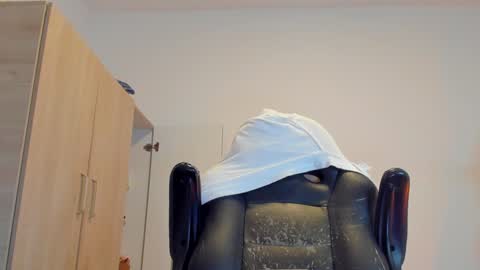     online show from 16, 1, 2025