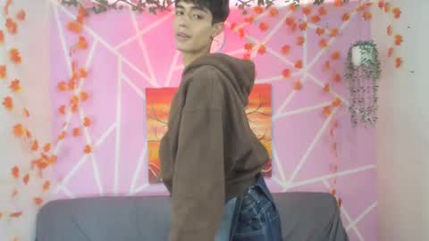 Snapshot of tylerhot2005 chatting on 7, 11, 2025 tylerhot2005 online show from 7, 11, 2025