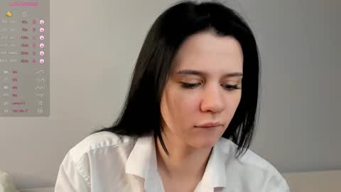 Lili online show from 19, 2, 2025