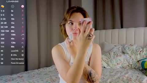 Polly online show from 13, 10, 2025