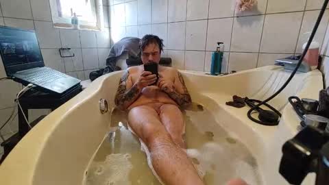 Snapshot of ukendtdk chatting on 5, 4, 2026 ukendtdk online show from 5, 4, 2026